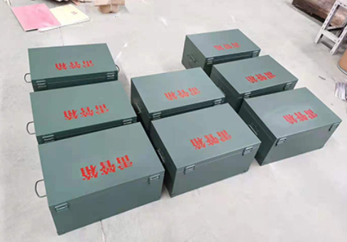 海原炸药箱和雷管箱一般是怎么存放的？